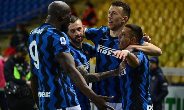  国际米兰多点开花大胜对手继续扩大领先优势